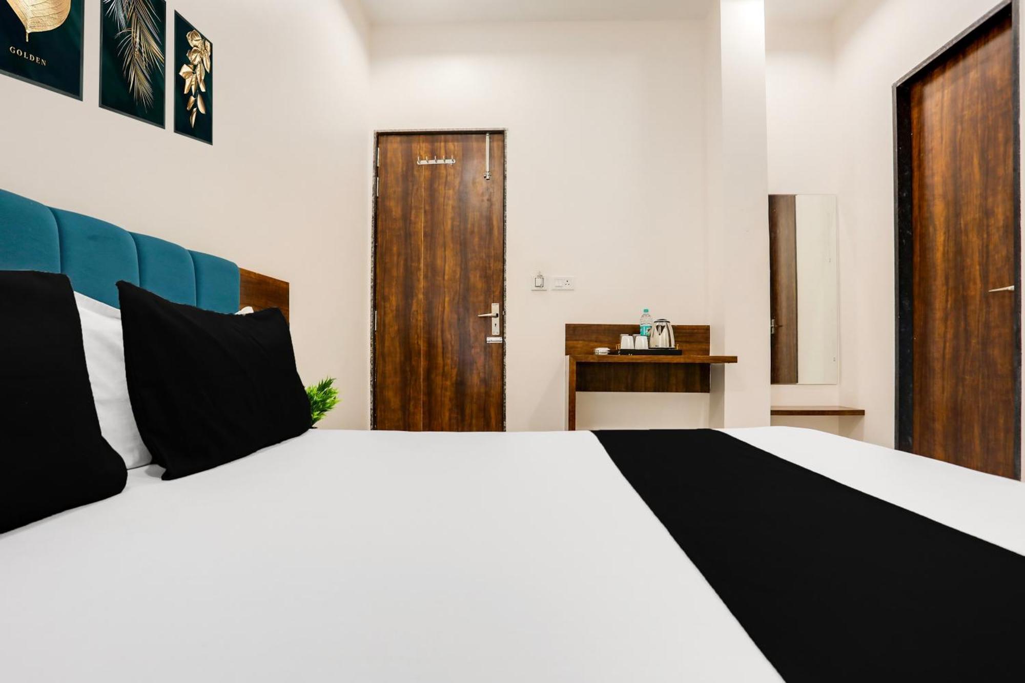 Super Hotel O Kota Near Railway Station Formerly Aagam Inn Tirath Bagian luar foto