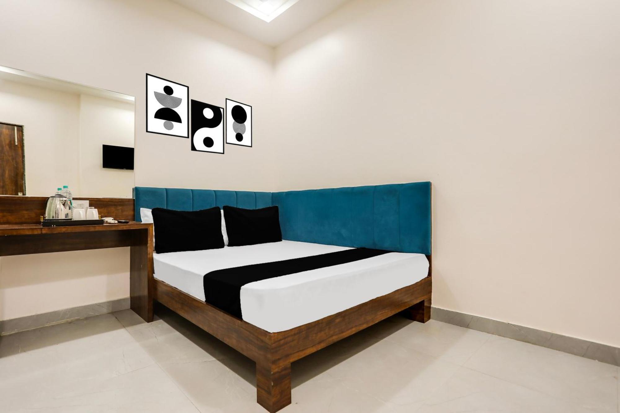 Super Hotel O Kota Near Railway Station Formerly Aagam Inn Tirath Bagian luar foto